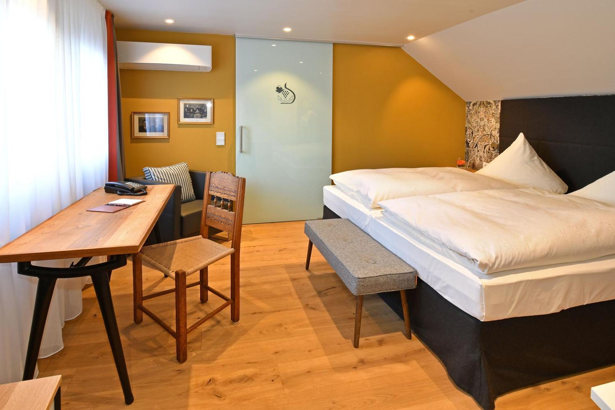Hotel & Weinhaus Anker Marktheidenfeld Room photo