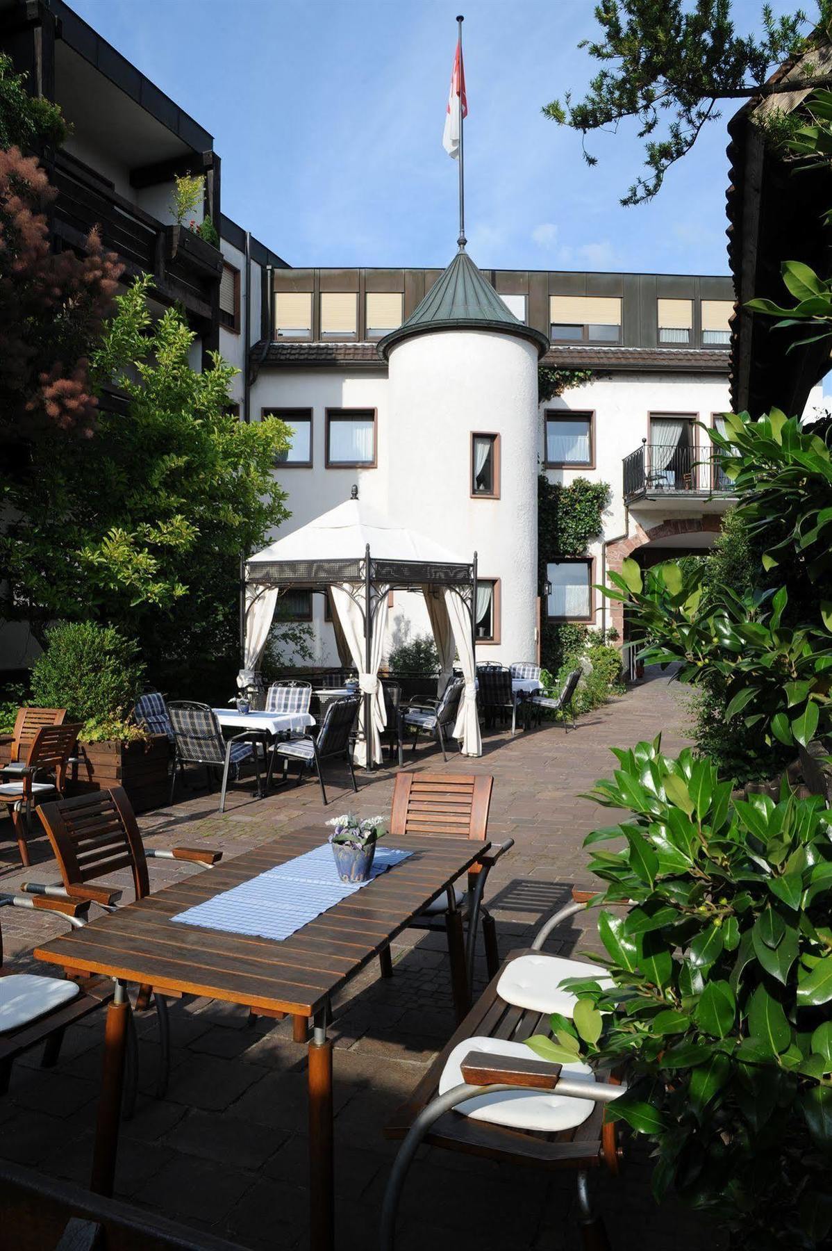 Hotel & Weinhaus Anker Marktheidenfeld Exterior photo